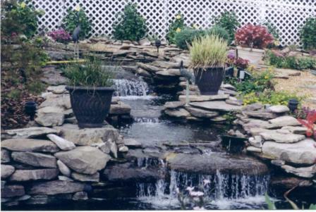 Waterfalls to the lower pond